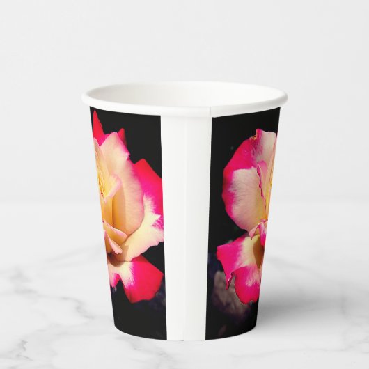バラ 紙コップ (右)