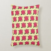 バラ(芽が黄色淡い色の) アクセントクッション (正面(垂直))