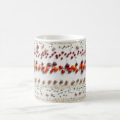 バリエの継ぎ目のないオーバーヘッドイラストレーションのタイル コーヒーマグカップ (中央)