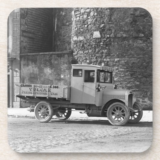 バルカントラック コースター (正面)