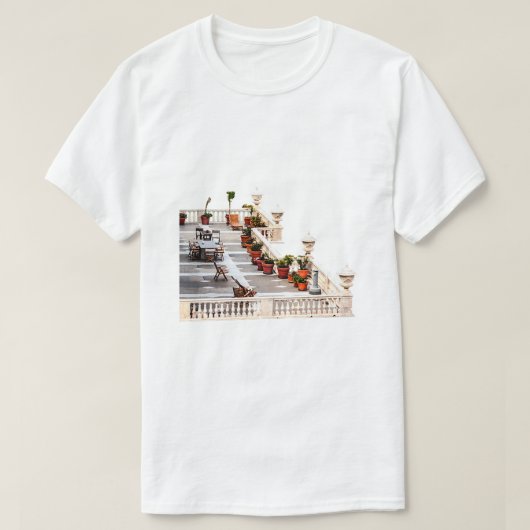 バルコニーテラスフラワー Tシャツ (デザイン正面)