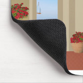 バルコニー外の花のテーブル静かな海辺。 マウスパッド (コーナー)