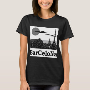 バルセロナの女性の基本的なTシャツ Tシャツ