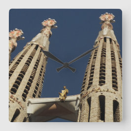 バルセロナスペイン教会正方形の柱時計 スクエア壁時計