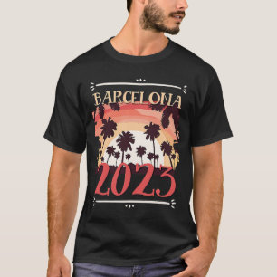 バルセロナ2023旅行バケーションチーム1 Tシャツ
