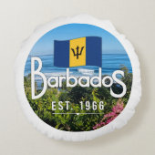「バルバドス・エスト。1966インチ東海岸ビュー（フラグ付き） ラウンドクッション (裏面)