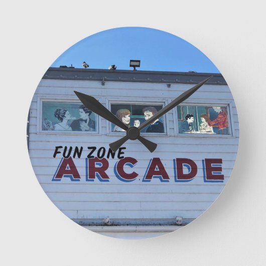 バルボアおもしろいゾーン、ニューポートビーチ、カリフォルニア ラウンド壁時計 (正面)