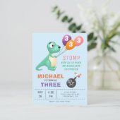バルーンカラフルキュートな恐竜の誕生日パーティー インビテーションポストカード (スタンド正面)