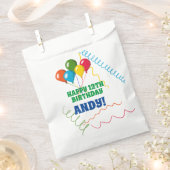 バルーンカラフル付きハッピーバースデー フェイバーバッグ (クリップ留めされた状態)