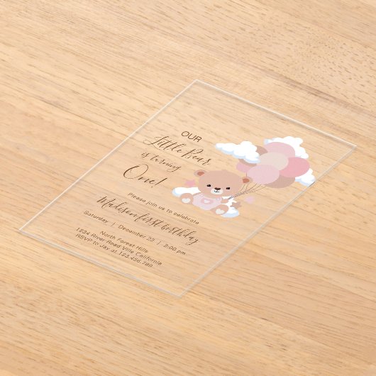 バルーン付きベビーガールベア1st誕生日 アクリル招待状 (レイダウン)