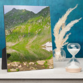 バレア湖の山の斜面 – ルーマニアのアルプスのプリント フォトプラーク (側面)