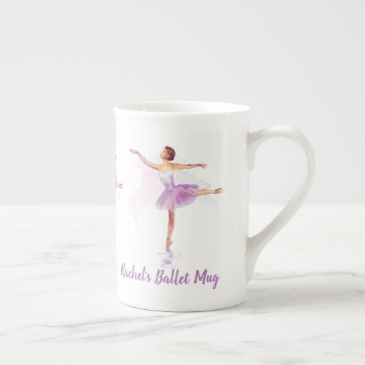バレエダンサーのアラベスク – 名前または文字を追加 ボーンチャイナマグカップ (右)