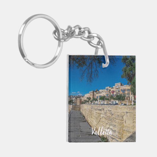バレッタの街の壁と港のビュー キーホルダー (正面左)