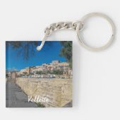 バレッタの街の壁と港のビュー キーホルダー (裏面)