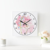 バレリーナとリリー・オブ・ザ・バレー・フローラ・オン・ピンク スクエア壁時計 (ホーム)