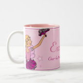 バレリーナの王女のピンク及び金髪の女の子のマグ ツートーンマグカップ (左)