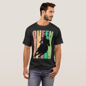 バレルレーシングクイーンロデオウィメンズ女性のカーボーイレトロビン Tシャツ (正面フル)