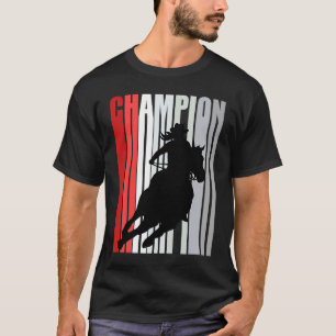 バレルレーシングチャンピオン馬術レッドカウガールウイ Tシャツ