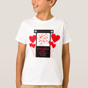 バレンタイキスをするンデーシャツ Tシャツ