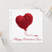 バレンタインのためのあたたかな毛糸のハート カード (正面/裏面インサイチュ)