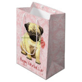 バレンタインのばら色のパグ ミディアムペーパーバッグ (正面アングル)