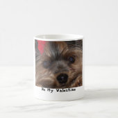 バレンタインのヨークシャーテリアのマグ コーヒーマグカップ (中央)