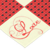 バレンタインの市松模様 テーブルクロス (アングル)