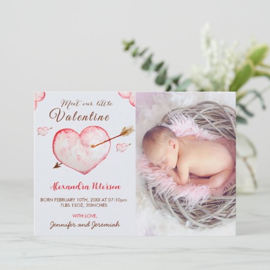 バレンタインの誕生発表カードハート矢印 案内状 (スタンド正面)