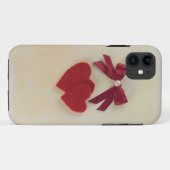 バレンタインの赤いハートと弓をパーソナライズ Case-Mate iPhoneケース (裏面(横))