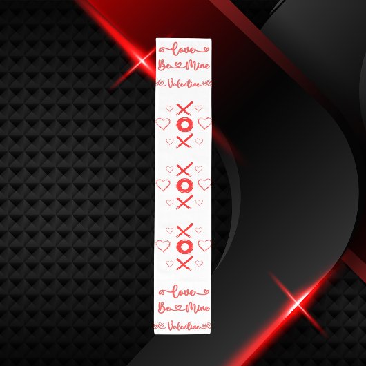 バレンタインのXOXOと赤のハート | ショートテーブルランナー