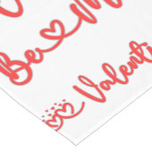 バレンタインのXOXOと赤のハート | ロングテーブルランナー (コーナー)