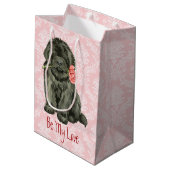 バレンタインばら色のニューファウンドランド ミディアムペーパーバッグ (裏面アングル)