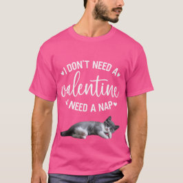 "バレンタインより昼寝がいい" ユーモアあふれる Tシャツ