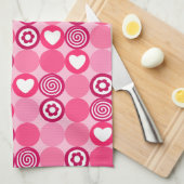 バレンタインキュートピンクハート＆フラワードットパターン キッチンタオル (四つ折り)