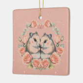 バレンタインセラのバラのリースのマウスカップル セラミックオーナメント (左)