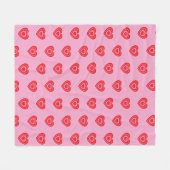 バレンタインデイピンクと赤2トーンハート フリースブランケット (正面(横))