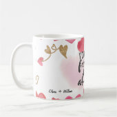バレンタインデイラブピンクと赤キャンディハート コーヒーマグカップ (左)