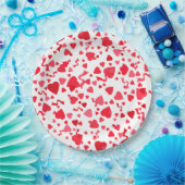 バレンタインデイレッド紙吹雪ハート ペーパープレート (パーティー)