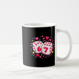 バレンタインデーにぴったりな面白い女性用Tシャツ さいころ 67 私 コーヒーマグカップ