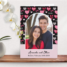 バレンタインデーのカスタムアーチ写真ボウとハート カード