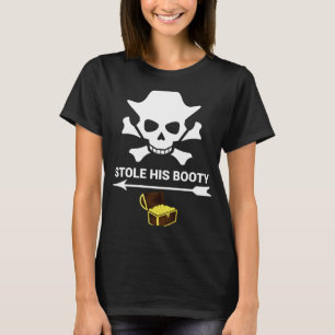 バレンタインデーのカップルが衣装を着た海賊女性 Tシャツ