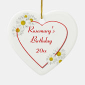 バレンタインデーのデイジーのハートのオーナメントの誕生日 セラミックオーナメント (裏面)