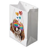 バレンタインデーのハートとカバリエのキングドッグ ミディアムペーパーバッグ (正面アングル)