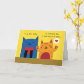 バレンタインデーの夫の猫が抱きしめ愛 カード (黄色い花)