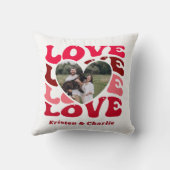 バレンタインデーの愛のハートカスタム写真と名前 クッション (裏面)