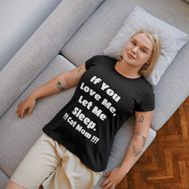 バレンタインデーの愛らしい猫のカスタムTシャツ Tシャツ