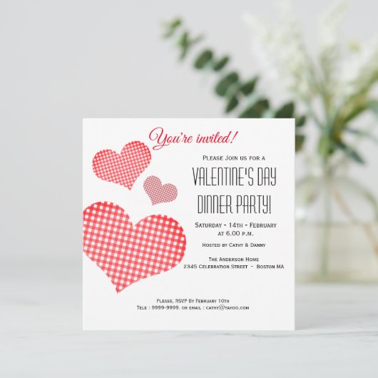 バレンタインデーの赤いハートのディナー パーティー招待状 招待状 (スタンド正面)