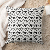 バレンタインデーハートシェブロン白黒パターン クッション (ブランケット)