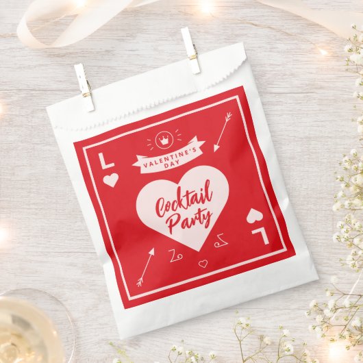 バレンタインデーパーティーハートとラブレッド フェイバーバッグ (クリップ留めされた状態)