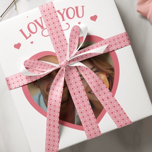 バレンタインデーピンクの愛をテーマにした サテンリボン